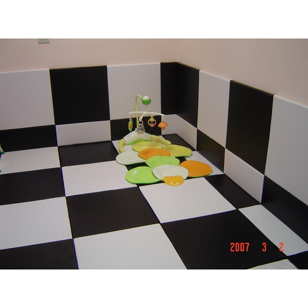 乳膠皮牆柱護墊地墊,同育展業有限公司