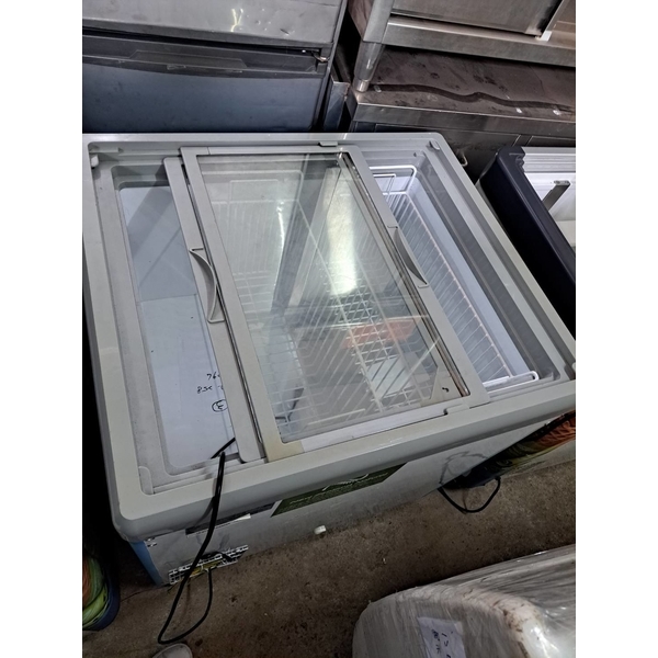 玻璃對拉凍庫-百順企業行