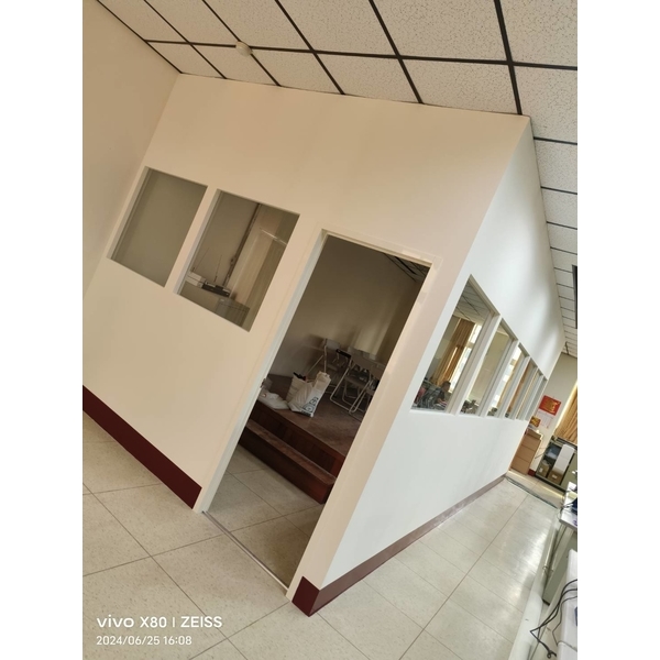 隔間工程,聖龍實業社