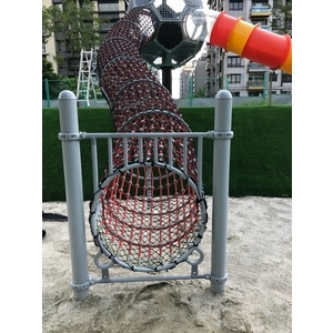 內湖明美公園-遊戲攀爬網