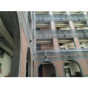 台大男宿舍-防墜落網