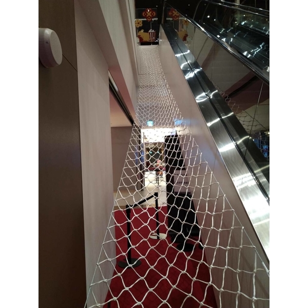 台中秀泰文心-防墜落網-開旭專業圍網有限公司