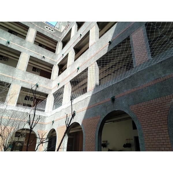 板橋圖書館-防墜落網-開旭專業圍網有限公司