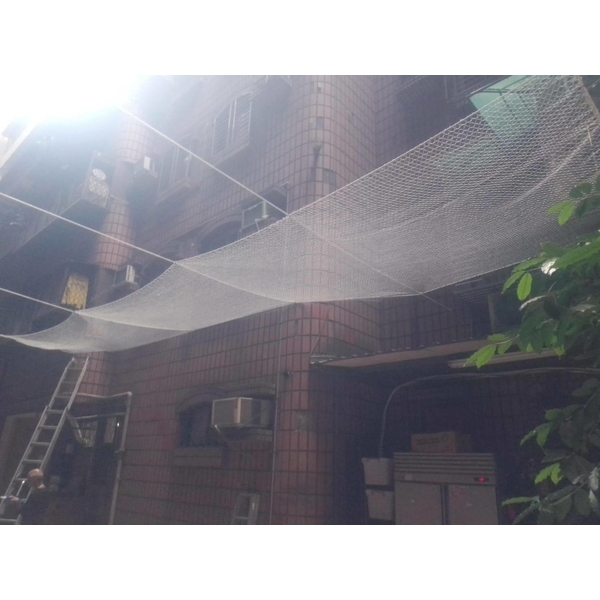 圓山諾貝爾大廈-防磁磚墜落網-開旭專業圍網有限公司