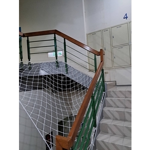 基隆市議會-樓梯防護網