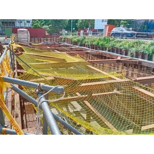 鋼構網-開旭專業圍網有限公司