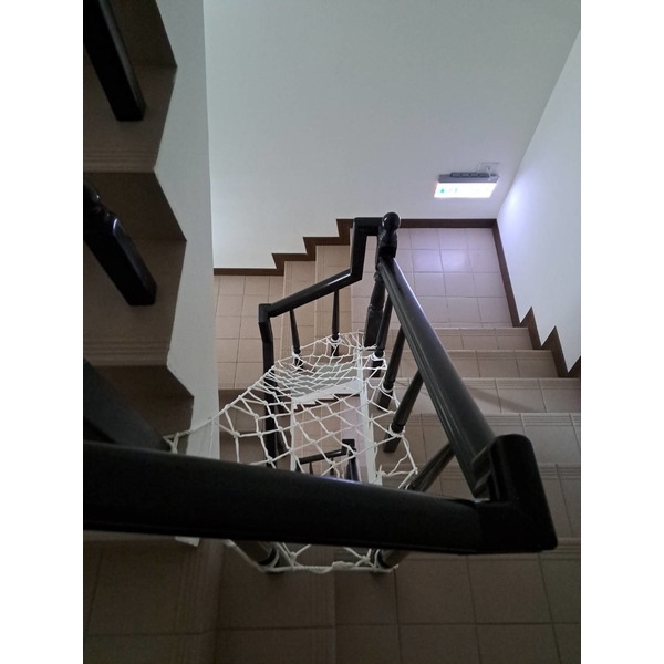 淡水區崁頂五路-樓梯防護網