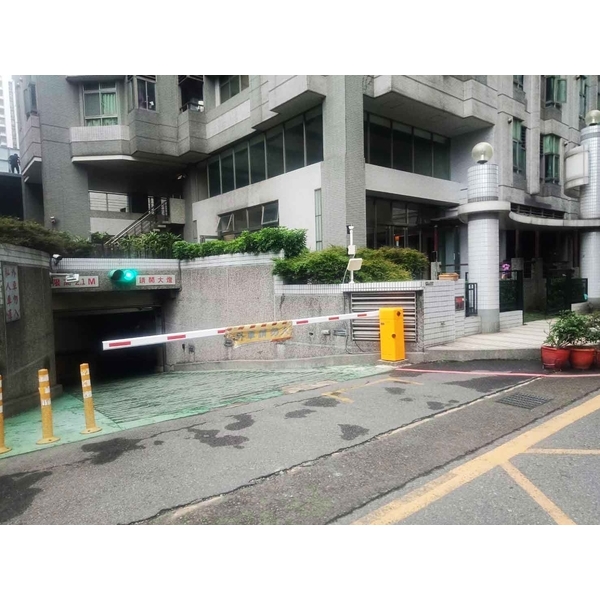 長距離車道門禁管制系統,豪庭電機股份有限公司