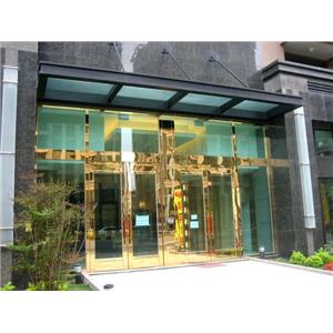 採光罩及鍍鈦大門