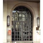 弧型大門 - 鑫帷特金屬建材有限公司