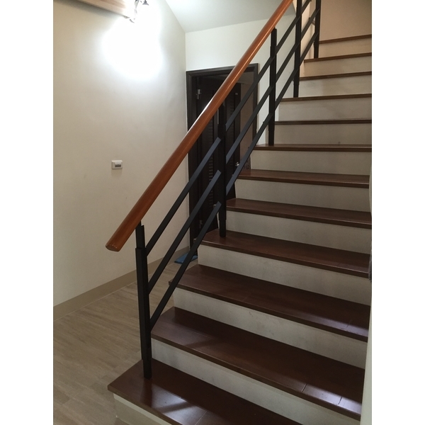 歐式扶手 實木地板,皇家木作工程