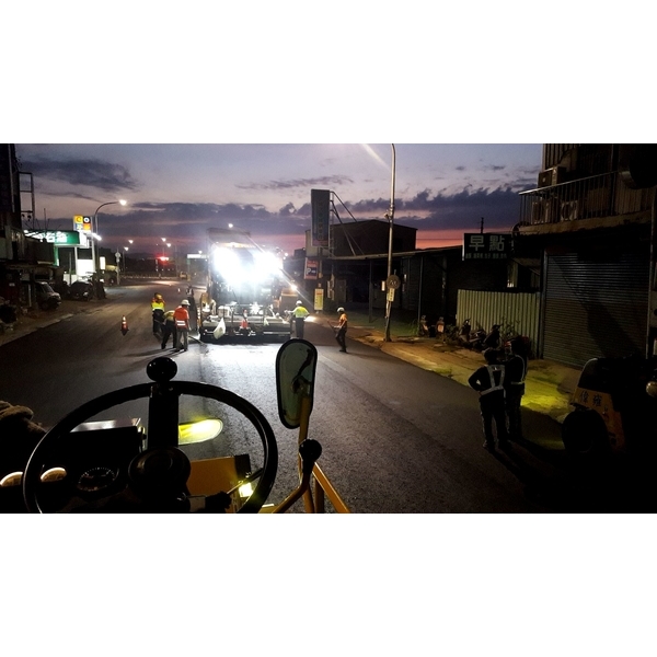 柏油鋪設工程-益莊工程有限公司