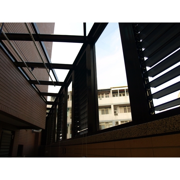 玻璃採光罩,越大建材行