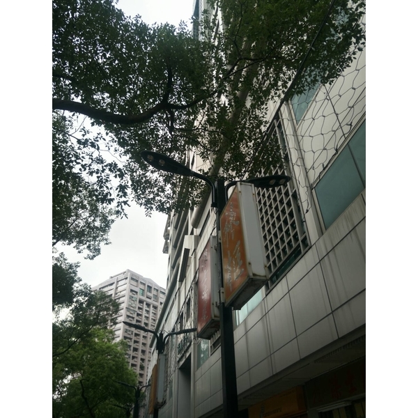 商業區路燈