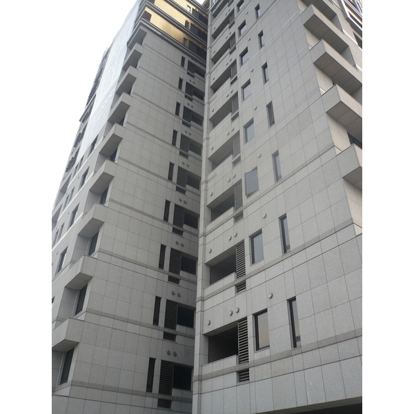 防颱型排煙罩、防颱強效型防風罩(烤漆後安裝)