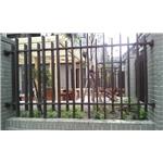 圍牆造型鋁格柵 - 雅固婷金屬建材有限公司