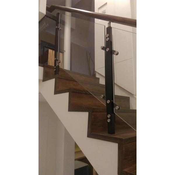 景聖路玻璃夾具立柱,雅固婷金屬建材有限公司