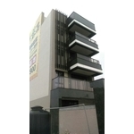 福鄉營造-玻璃夾具立柱.直向造型格柵 - 雅固婷金屬建材有限公司