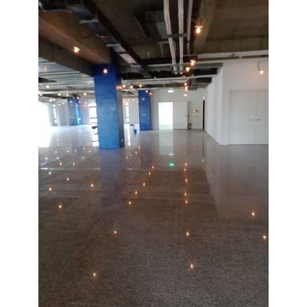 大樓室內油漆,伍山實業社