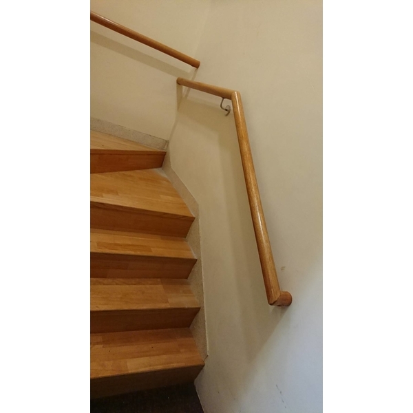 崁壁式樓梯扶手 崁壁式樓梯扶手-天梯實業有限公司