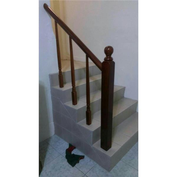 樓梯扶手