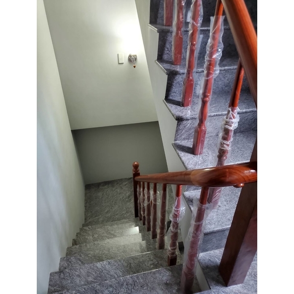 樓梯扶手施作、樓梯扶手維修-天梯實業有限公司