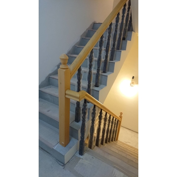 樓梯扶手-天梯實業有限公司