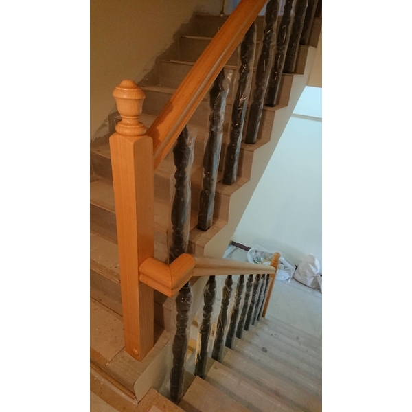 樓梯扶手-天梯實業有限公司