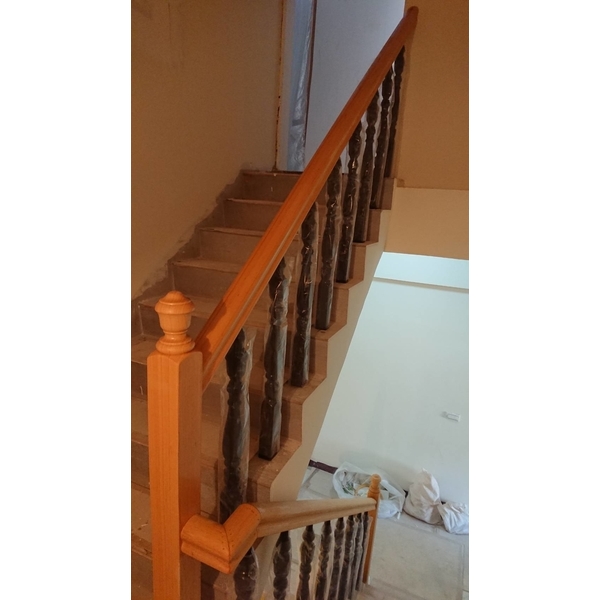 樓梯扶手-天梯實業有限公司