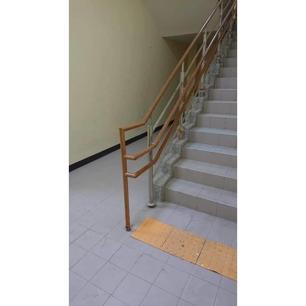 樓梯扶手施工安裝 樓梯扶手施工安裝-天梯實業有限公司