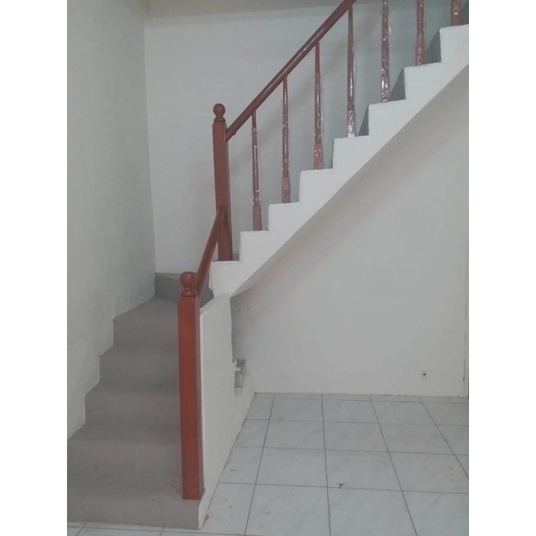 安裝樓梯扶手-天梯實業有限公司