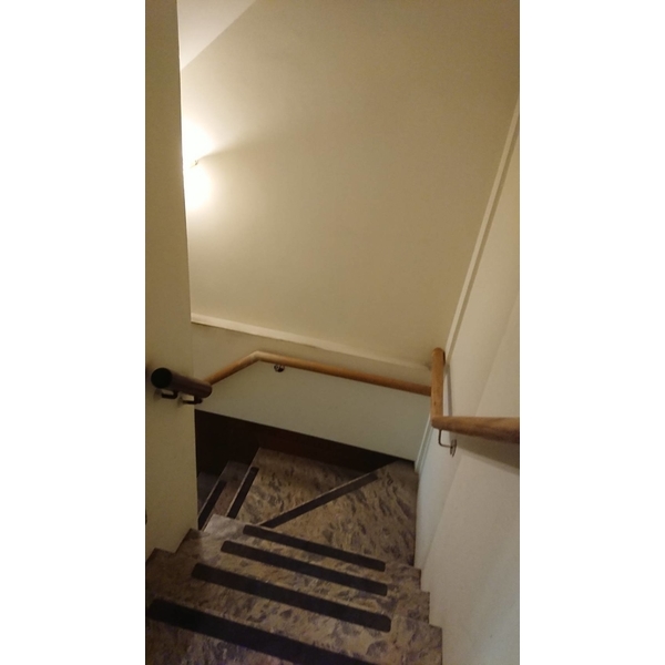 台中崁壁式樓梯扶手安裝 台中崁壁式樓梯扶手安裝-天梯實業有限公司