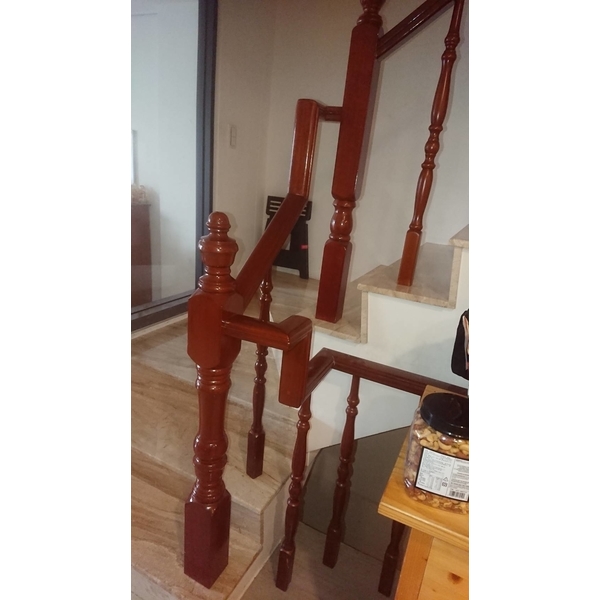 樓梯中柱搖晃整修,天梯實業有限公司