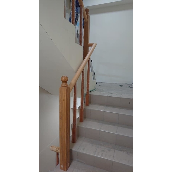 木樓梯扶手-天梯實業有限公司