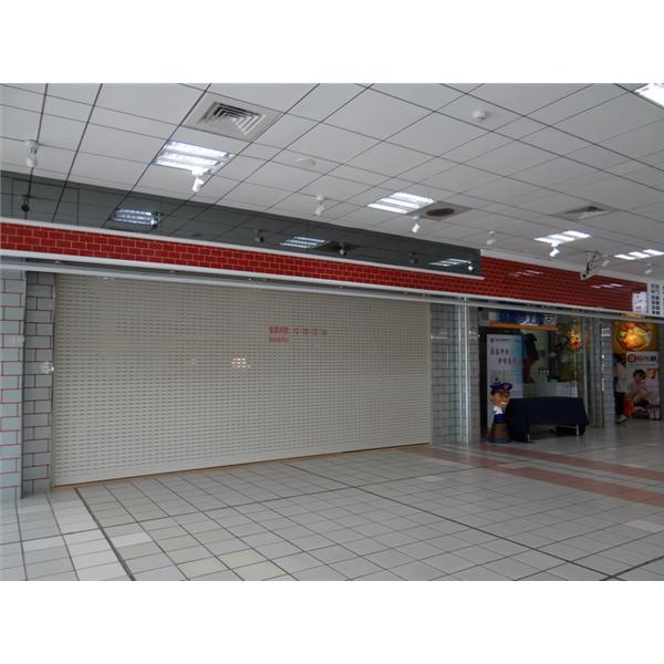 向陽_雷巴內掛型車庫門,白陽通有限公司