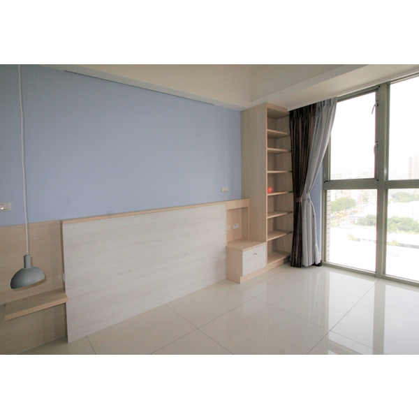 主臥客製化系統櫥櫃,良棋企業有限公司