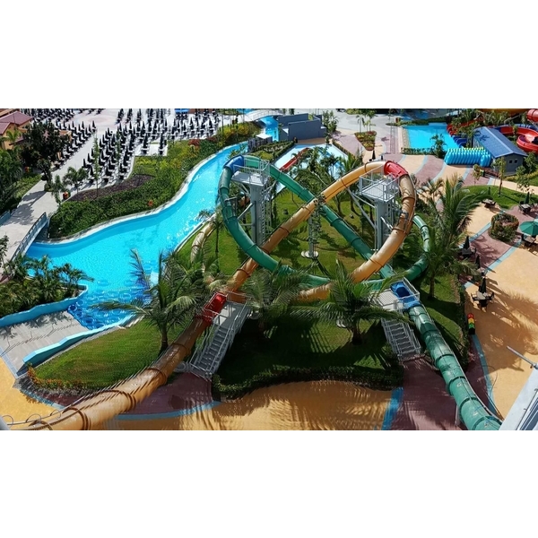 水上溜滑梯-巴比倫泳池有限公司