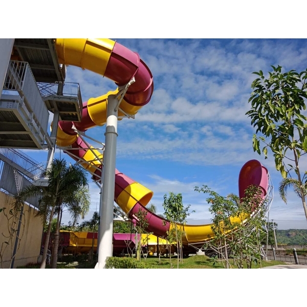 水上溜滑梯-巴比倫泳池有限公司