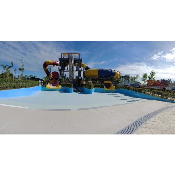 水上樂園淋水設施-巴比倫泳池有限公司