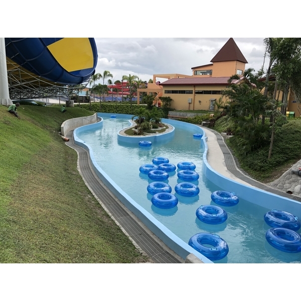 水上樂園設施-漂浮河流-巴比倫泳池有限公司