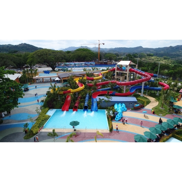 造型滑水道,巴比倫泳池有限公司