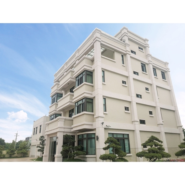 金屬反射型隔熱膜-新泰光學有限公司/帝航日