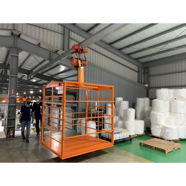 單軌天車及吊籠貨梯-延昌機械廠