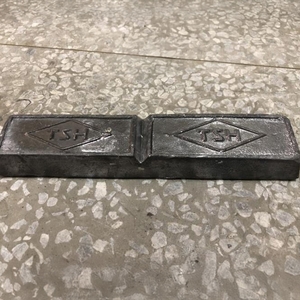 鉛錠 , 通伸貿易有限公司