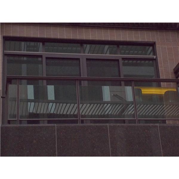 玻璃門窗,名華鋁門窗有限公司