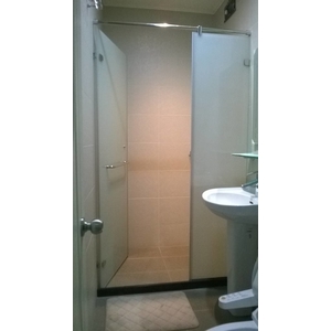 無框淋浴玻璃門